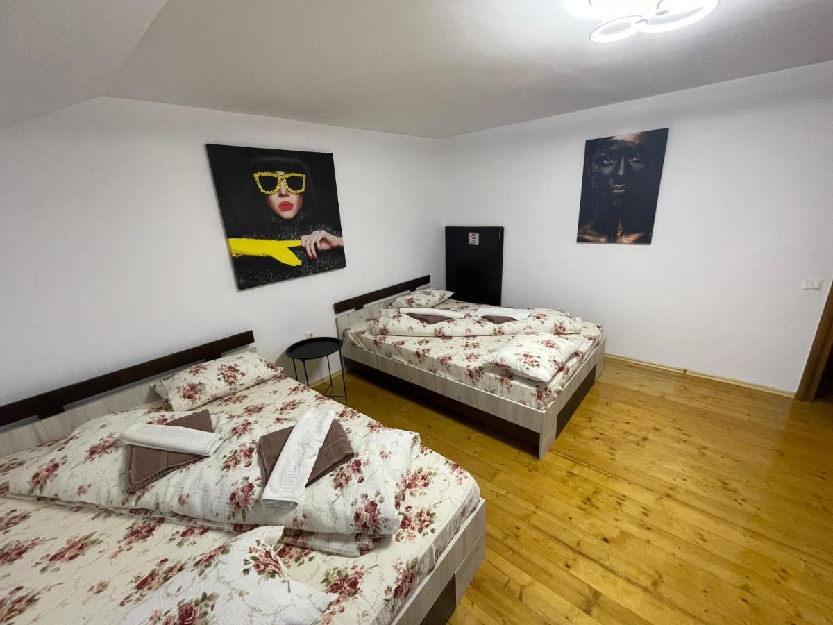 Apartamento Casa cu Balcon Braşov Exterior foto